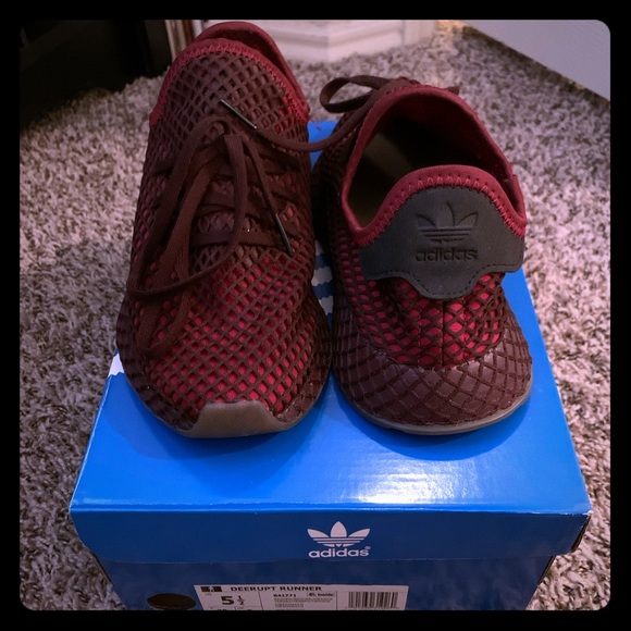 adidas deerupt runner burgundy